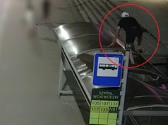 Olsztyn. Młody cyrkowiec poszukiwany. Uszkodził wiatę na ul. Żołnierskiej