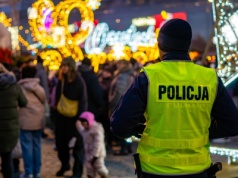 Miała pomóc uzupełnić braki w kadrach. Służba kontraktowa z niewielkim zainteresowaniem