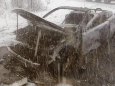 Pożar samochodu na trasie Pisz–Orzysz. Renault doszczętnie spłonęło