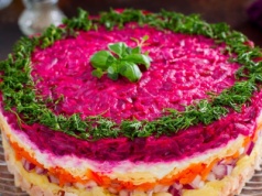 Sylwestrowe klasyki w PRL. Bez nich nie obyła się żadna impreza