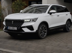 Sprawdziłem Bestune T77. Nie wszystko złoto, co jest z Chin