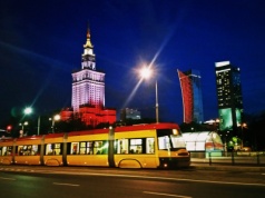 Planujesz powrót z Sylwestra? Komunikacyjna rewolucja na przełomie roku w Warszawie