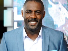 Idris Elba dołączył do Eltona Johna. Otrzymał wyróżnienie z rąk króla Karola