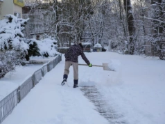 Zima paraliżuje Polskę! Setki zgłoszeń, odwołano miejskiego sylwestra