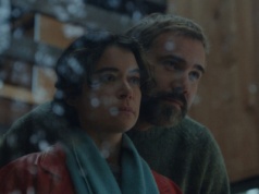 Bezpieczne miejsce (2025) – recenzja filmu . Sami w lesie