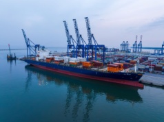 Kontenerowce płyną cała naprzód. Dalsza monopolizacja rynku do 2030 r.