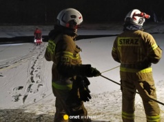 Pod matką i synem załamał się lód. Tragiczne doniesienia z Radzewa pod Poznaniem