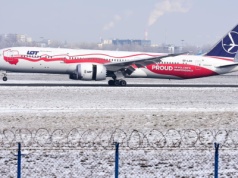 Zima paraliżuje lotnisko Chopina. Są opóźnienia