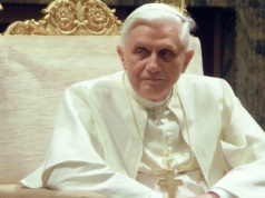 Kazanie kardynała Müllera o Benedykcie XVI. „Chrześcijaństwo to spotkanie z Osobą”