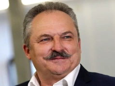 Poseł radzi przed sylwestrem: Pijcie tak, żebyście się nie musieli potem wstydzić