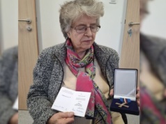 Niezwykła skromność i wielkie serce. Pani Jadwiga ze Srocka odznaczona medalem od Ministra Kultury