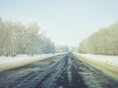 Minister zapowiada wzmożone kontrole tirów. Powodem warunki pogodowe