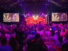 Darterskie ziarenko pięknie kiełkuje w Polsce. Krzysztof Ratajski wprowadza nas na światowe salony