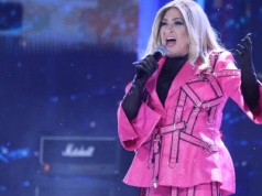 Beata Kozidrak zaskoczyła na sylwestrze Polsatu. Wspomagała ją córka. Emocje w komentarzach