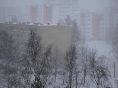 Ostrzeżenia I stopnia przed śniegiem i marznącym deszczem. "Zagrożenie zdrowia i życia"