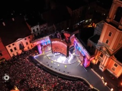 Szczęśliwego Nowego Roku! Zobaczcie, jak powitaliśmy go podczas Sylwestrowej Mocy Przebojów Polsatu