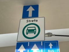 Za starsze auto trzeba zapłacić. Ruszyła krakowska strefa czystego transportu