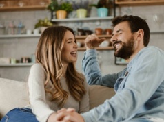 Siedem rzeczy, które zdradzają, że jesteście dla siebie stworzeni. Są jak cement dla związku