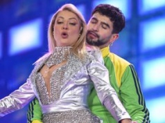 Wskoczyła w zmysłową mini. Tak bawiła się na sylwestrze w Toruniu