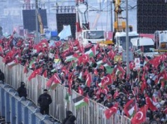 "Nie zapomnimy o Palestynie". Pół miliona osób na marszu w Stambule