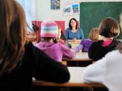 "Przestań się tłumaczyć" – ten apel powinien usłyszeć każdy nauczyciel. Rodzice również