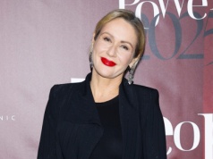 Gwiazda TVP w likwidacji szuka faceta przez internet. Z jakim efektem?