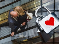 Tak szukają miłości ci, którym zależy na dyskrecji. Odsłaniamy kulisy