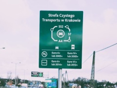 Nowe znaki na wjazdach do Krakowa. Strefa Czystego Transportu już obowiązuje
