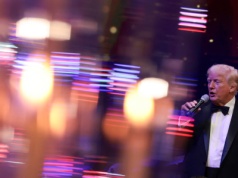 Amerykanów zapytano, jak Donald Trump radzi sobie z obietnicą zakończenia wojny Rosji z Ukrainą. Najnowszy sondaż