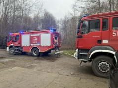 Pożar kontenerów socjalnych w Glinnie pod Nowym Tomyślem