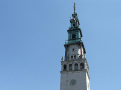 Latem 2025 r. Jasną Górę odwiedziło ponad 108 tys. pielgrzymów – więcej niż w roku poprzednim