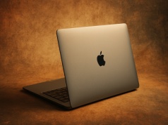 Tego MacBooka nie kupuj. Apple właśnie go skreślił