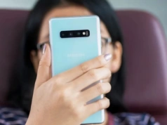 Zapowiadana opłata od smartfonów nie wejdzie w życie od 1 stycznia 2026 roku