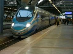 PKP przyspiesza do 320 km/h. Tylko czy my tego naprawdę potrzebujemy?
