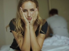 Wychowano nas na strachu przed "wpadką". Skutki tego millenialsi odczuwają do dziś