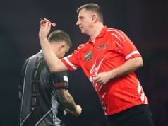 Był środek nocy. Ratajski przemówił po wielkim sukcesie