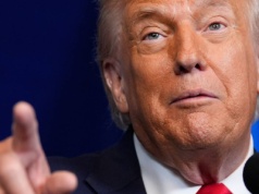 Trump ostrzega Iran. "USA przyjdą z odsieczą, jeśli zaczną strzelać"