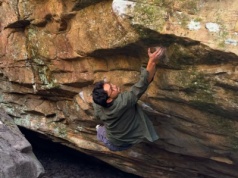 „Brass Knuckles” 8B+ fleszem. Na topie melduje się Noah Wheeler