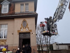 Lębork. Zabarykadował się w mieszkaniu. Kontrterroryści obezwładnili 35-latka