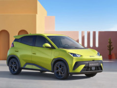 Polskę i UK zalewają chińskie auta. Przez brak własnych marek