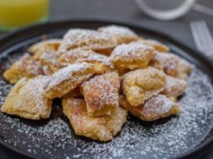 Omlet cesarski jak z Wiednia. Spróbuj i zakochasz się od pierwszego kęsa