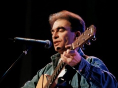 Jest legendą polskiej sceny, ale nagle zniknął. Seweryn Krajewski prowadzi spokojne życie w USA