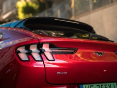 Baterie LFP w samochodach elektrycznych – jak działają, jak je ładować i jak o nie dbać