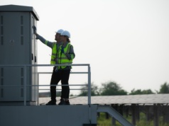 2026 rok ma być przełomowy. OZE ruszą w Polsce z kopyta?