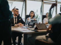 Rynek pracy pod lupą. 2026 będzie rokiem kompetencji, nie masowych rekrutacji