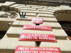 Które urzędy mają dzisiaj wolne?