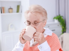 Pij taką kawę zamiast klasycznej, czarnej. Wyczyści jelita jak miotełka i zbije cukier