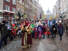Ulice pomorskich miast znów pełne radości i kolęd. Nadchodzą Orszaki Trzech Króli