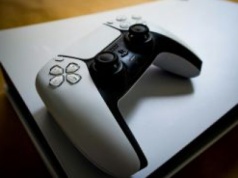 Cena tej gry wystrzeliła. Ten tytuł łamie zabezpieczenia PlayStation 5