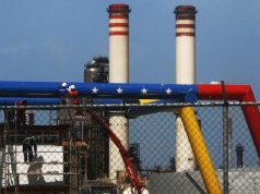 Ceny ropy po ataku USA na Wenezuelę. Tak zareagował rynek